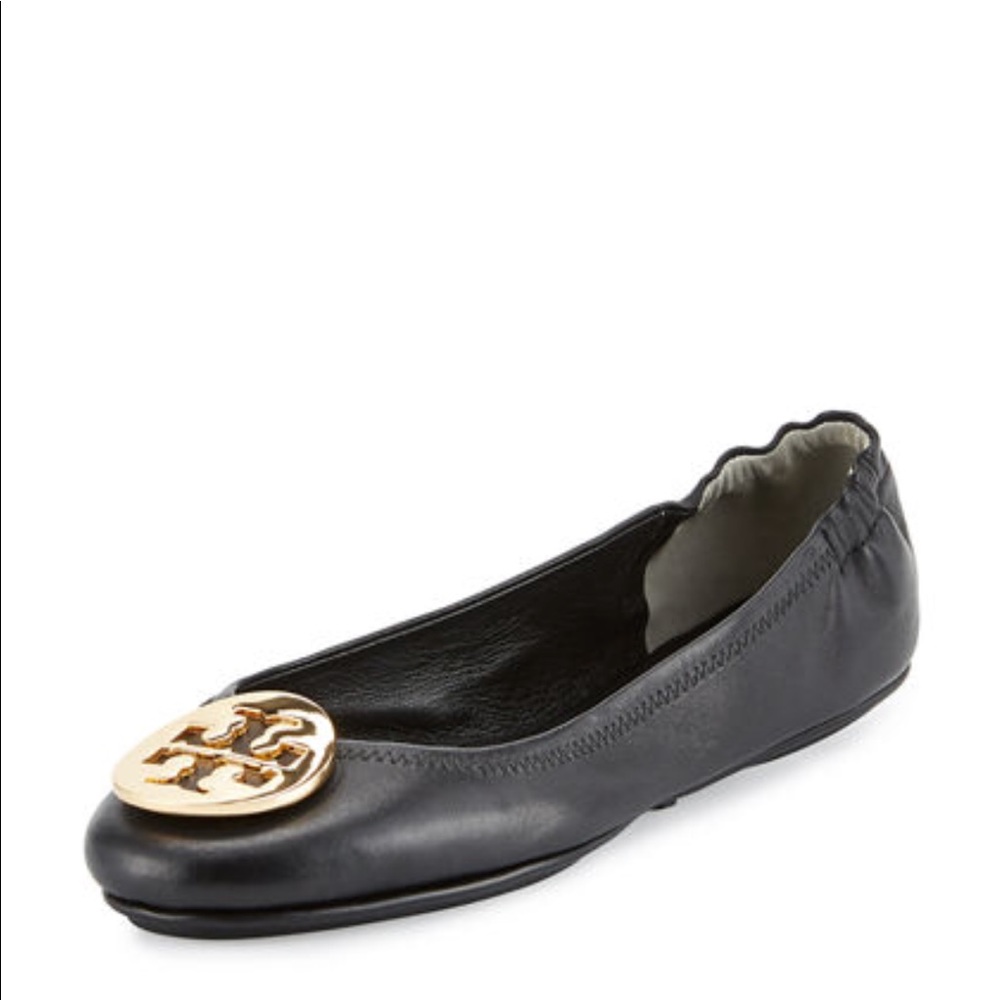 Black Tory Burch logo ballet flats